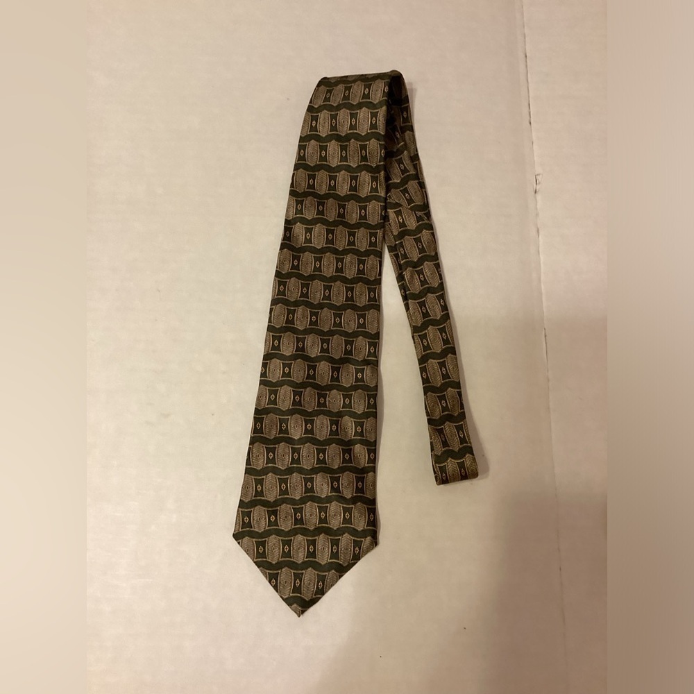 Geoffrey Beene Men’s Tie 100 %Silk